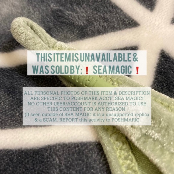 🌺 SOLD 🌺 Triangl Kiara Velvet Bikini Set - Picture 10 of 14